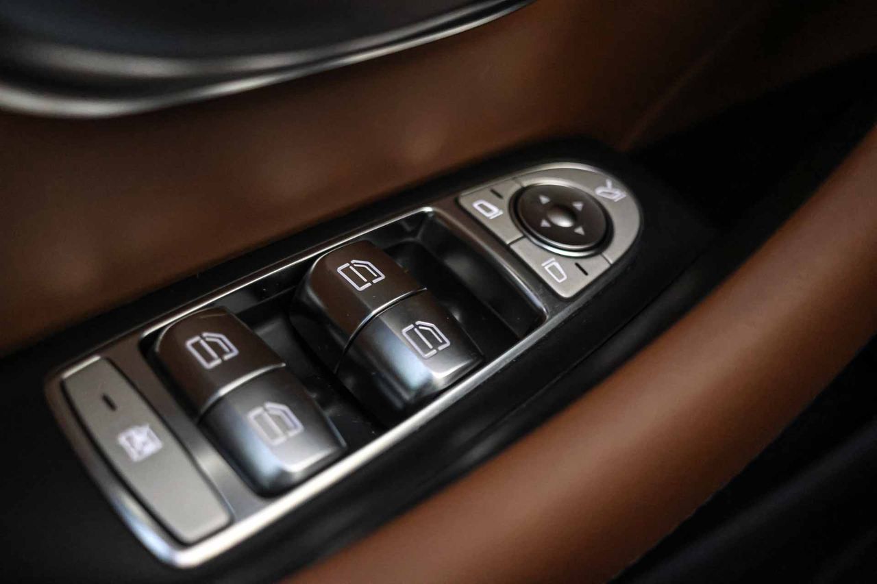 Mercedes Mercedes-AMG GT 53 4MATIC+ **Techo panorámico** - Foto 37