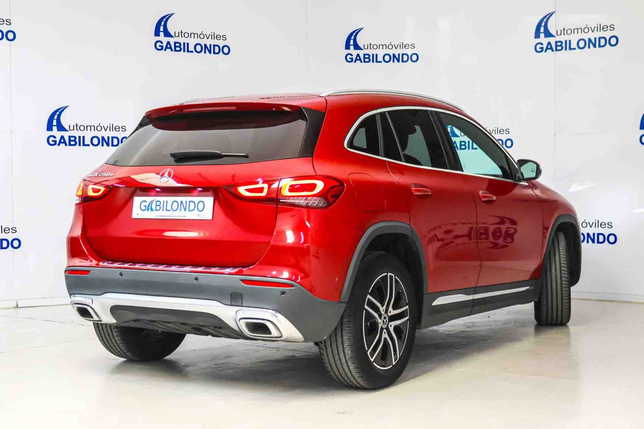 Mercedes GLA GLA 250 e - Foto 12