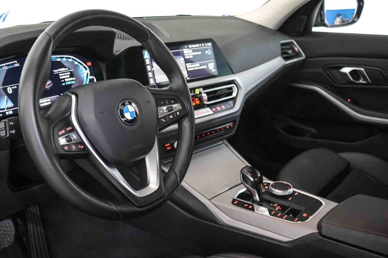 BMW Serie 3 330e Business Design - Foto 6