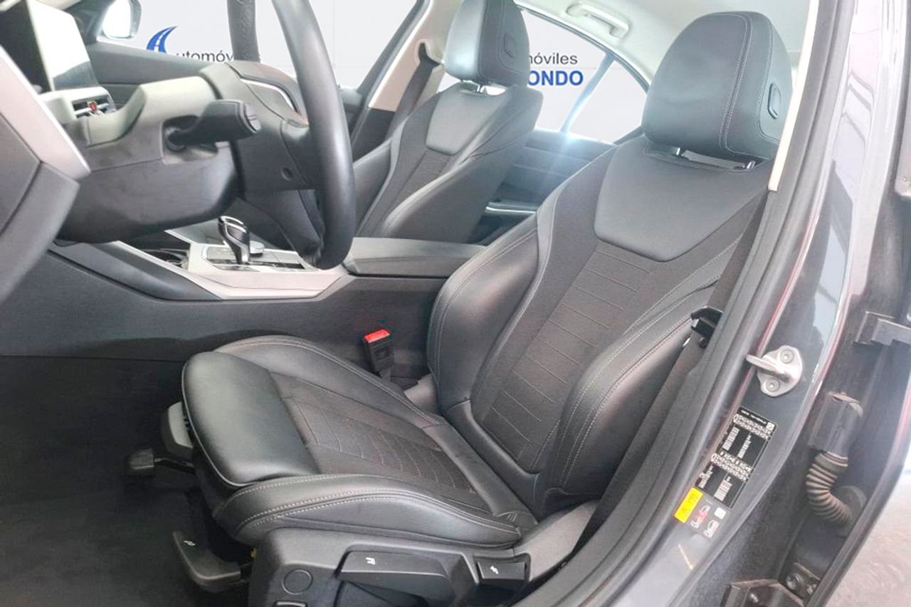 BMW Serie 3 330e Business Design - Foto 6
