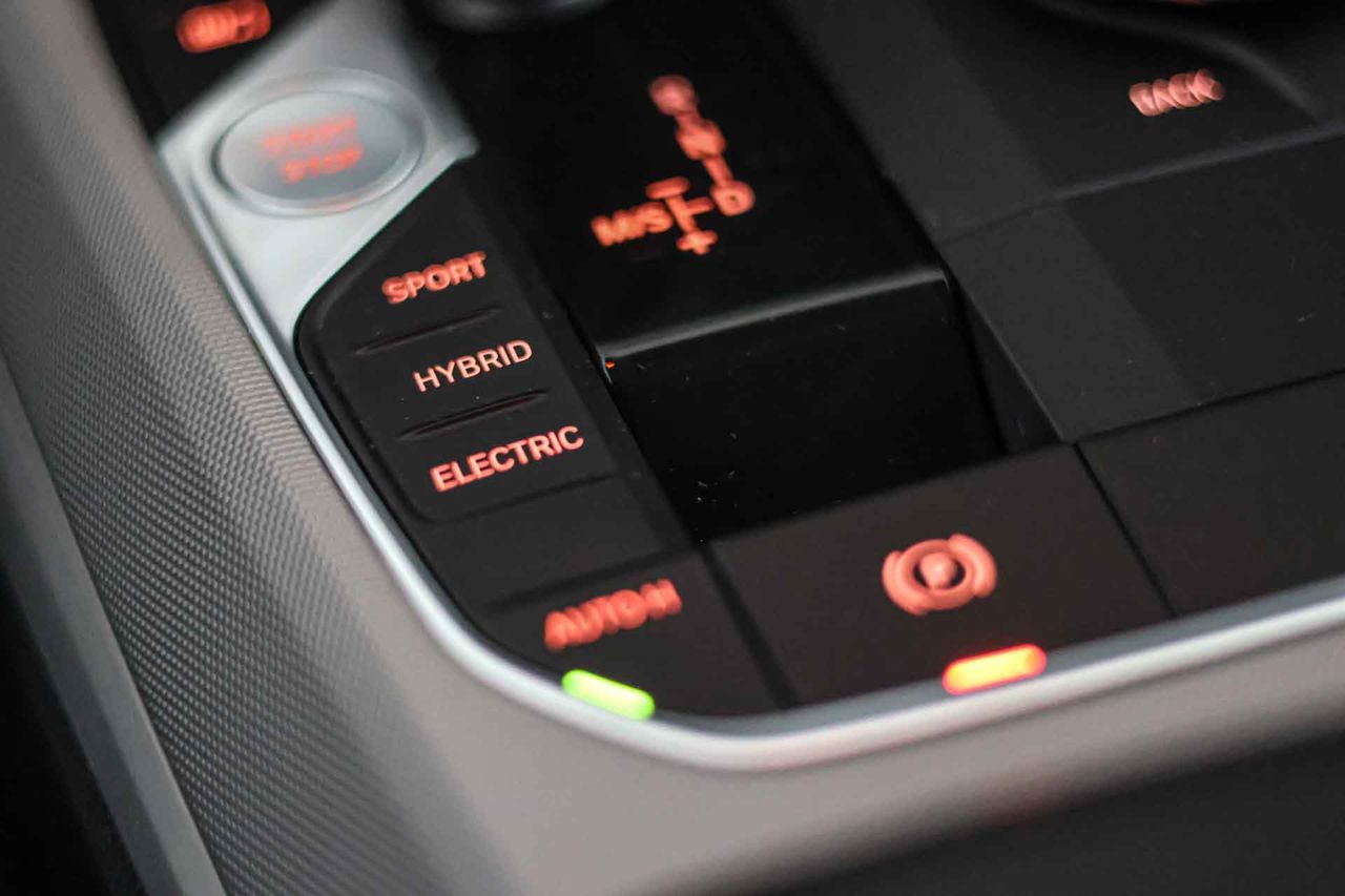 BMW Serie 3 330e Business Design - Foto 47