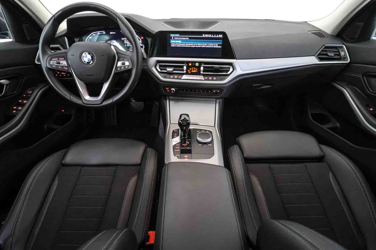 BMW Serie 3 330e Business Design - Foto 58