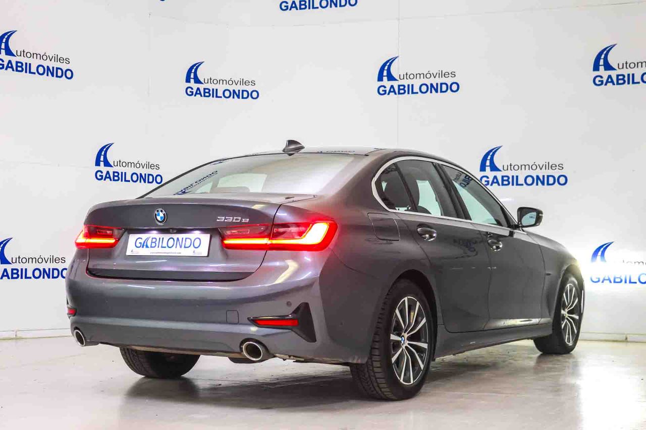 BMW Serie 3 330e Business Design - Foto 15