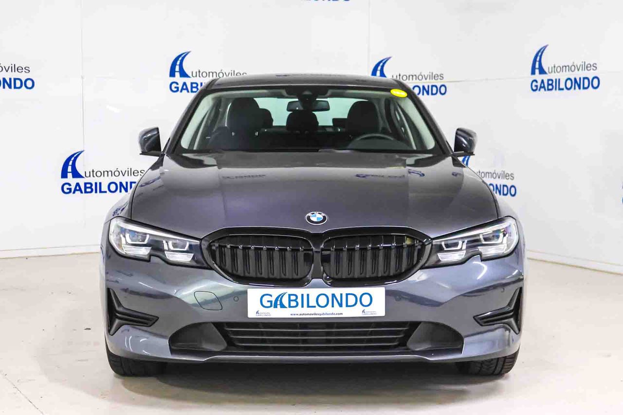 BMW Serie 3 330e Business Design - Foto 3