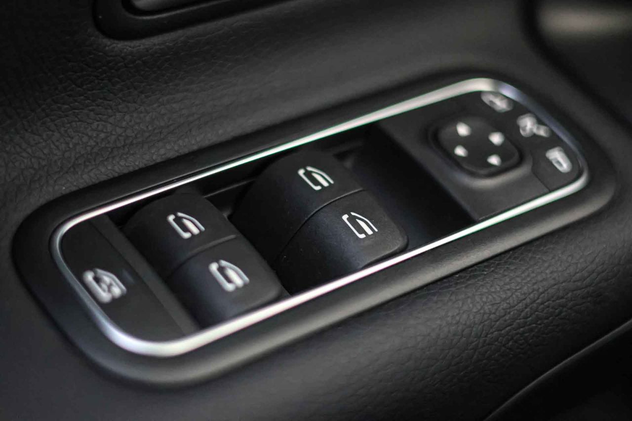 Mercedes Clase A A 250 e Business Line - Foto 34