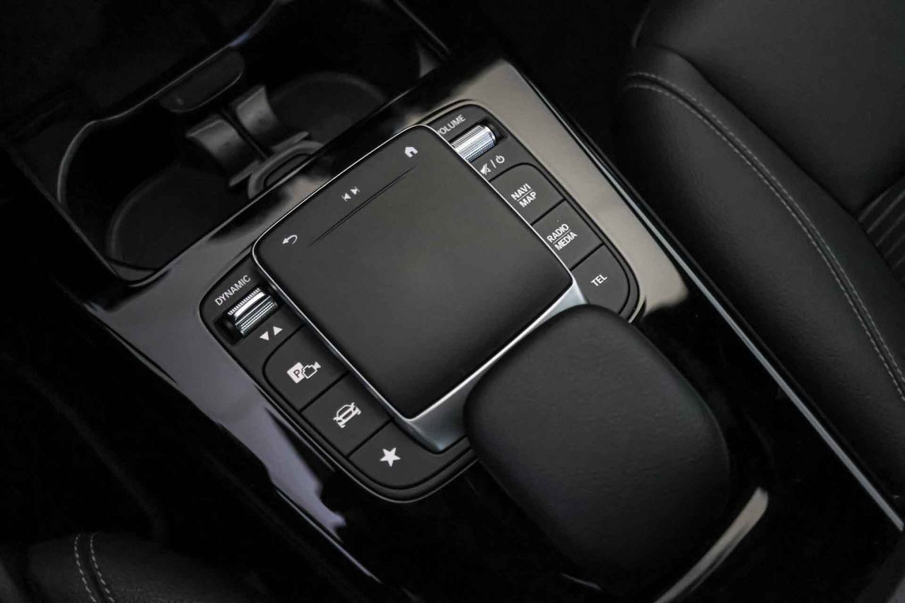 Mercedes CLA Coupé 180 D - Foto 42