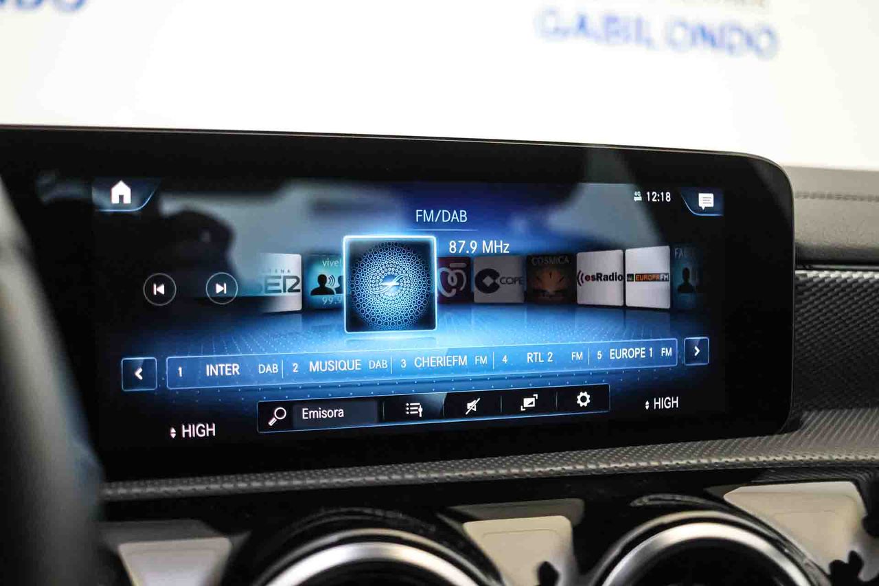 Mercedes CLA Coupé 180 D - Foto 54