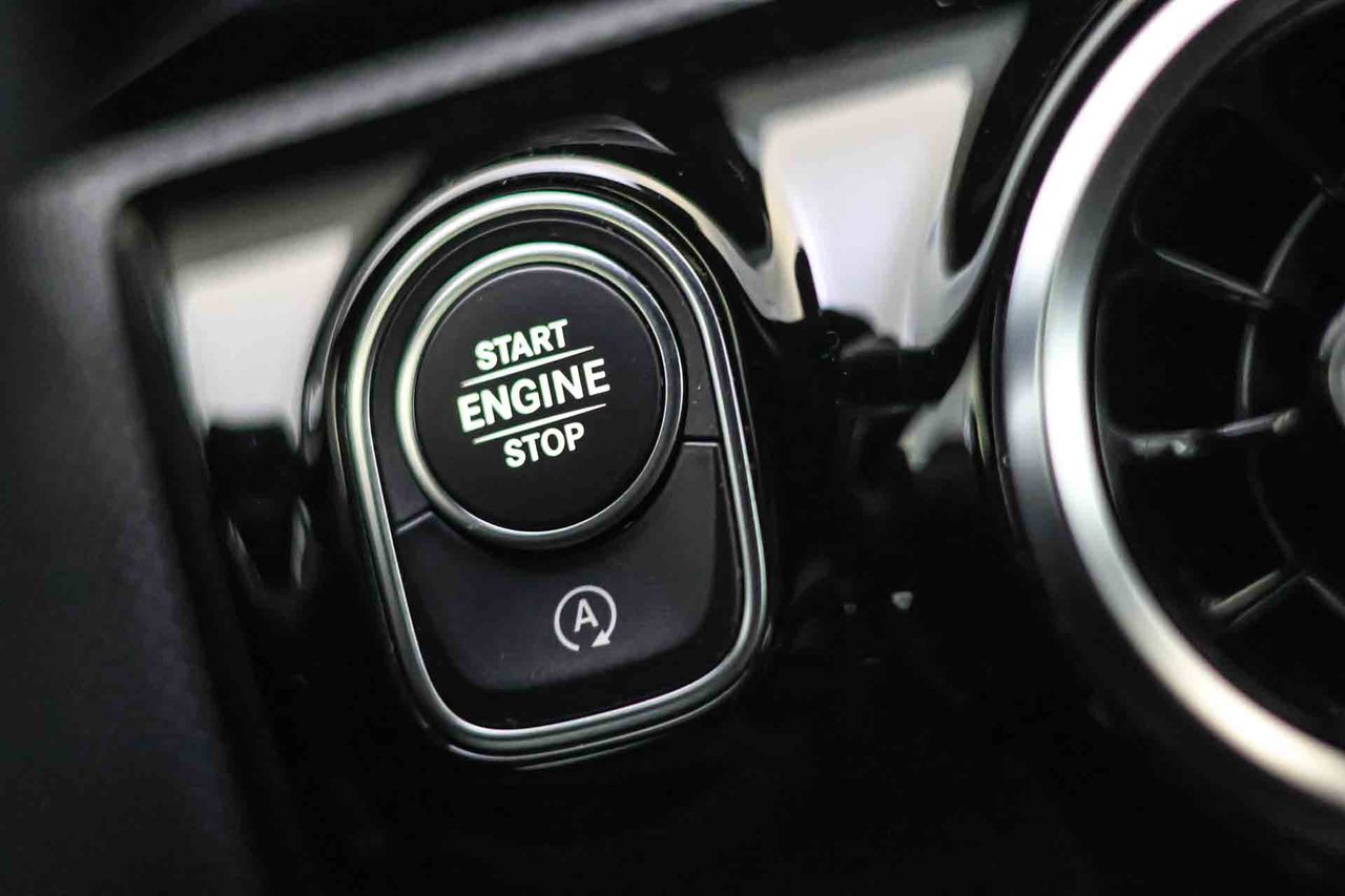 Mercedes CLA Coupé 180 D - Foto 40