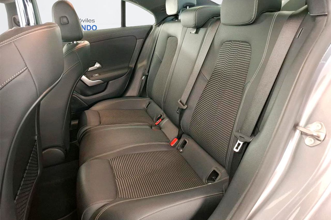 Mercedes CLA Coupé 180 D - Foto 6