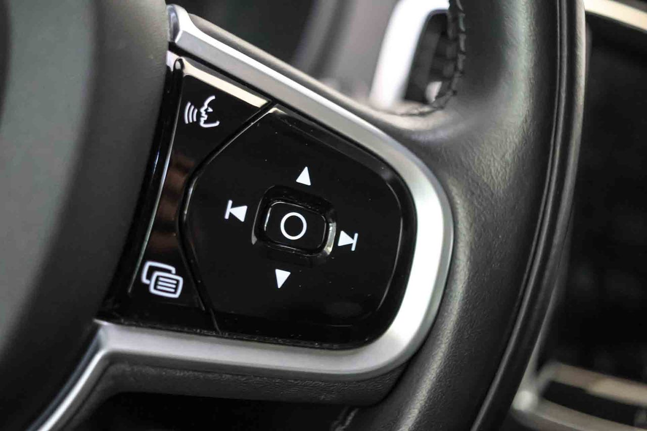 Volvo XC90 2.0 T8 AWD Recharge Inscription Auto - Foto 40