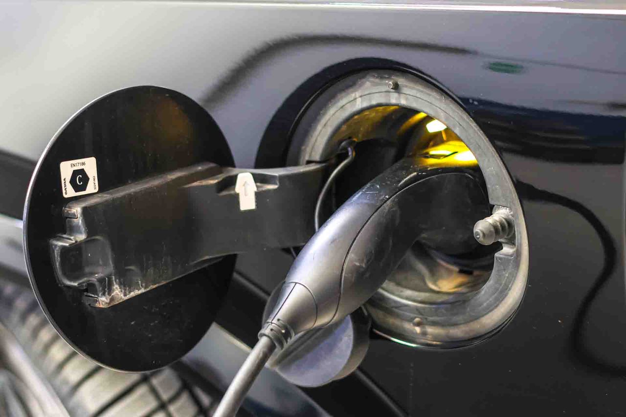 Volvo XC90 2.0 T8 AWD Recharge Inscription Auto - Foto 9