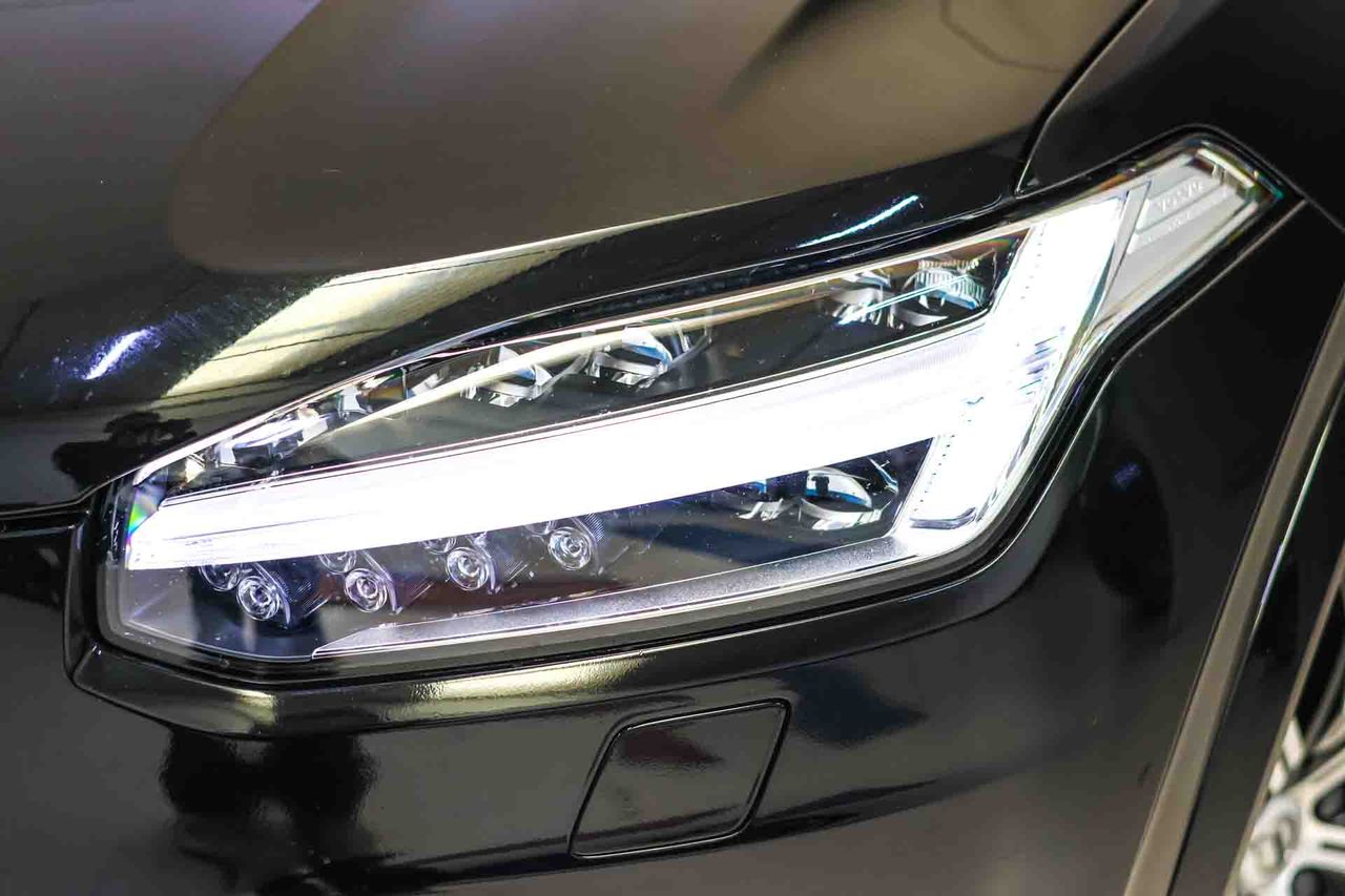 Volvo XC90 2.0 T8 AWD Recharge Inscription Auto - Foto 25