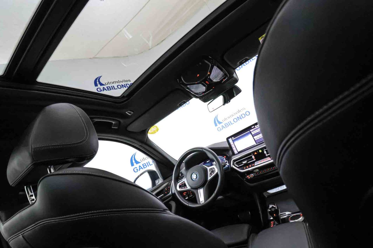 BMW X3 xDrive30e MSport **Techo panorámico** - Foto 35