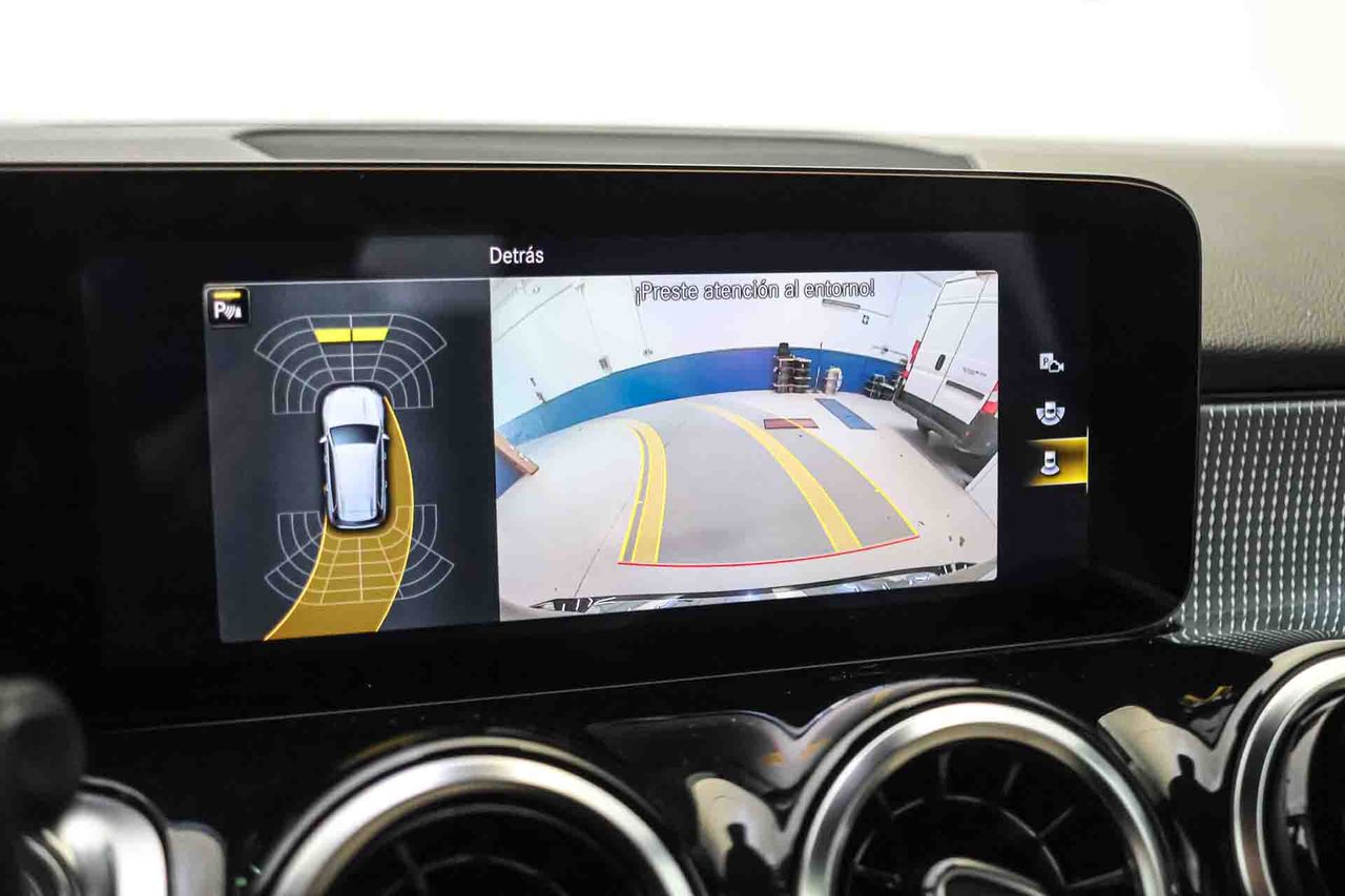 Mercedes GLB 2.0 GLB 200d Business Line **7 plazas** - Foto 57