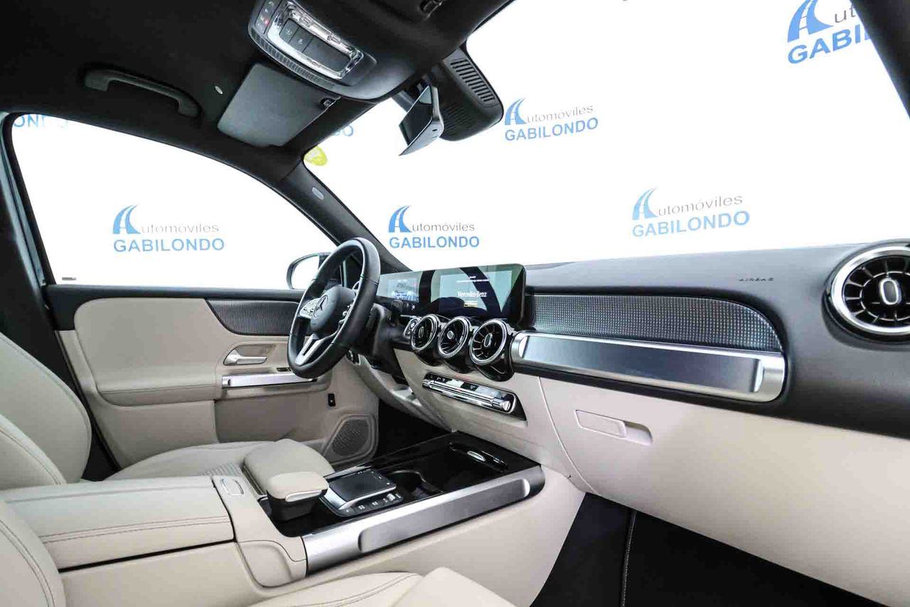 Mercedes GLB 2.0 GLB 200d Business Line **7 plazas** - Foto 46