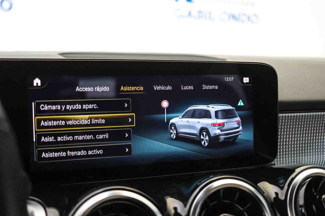 Mercedes GLB 2.0 GLB 200d Business Line **7 plazas** - Foto 61