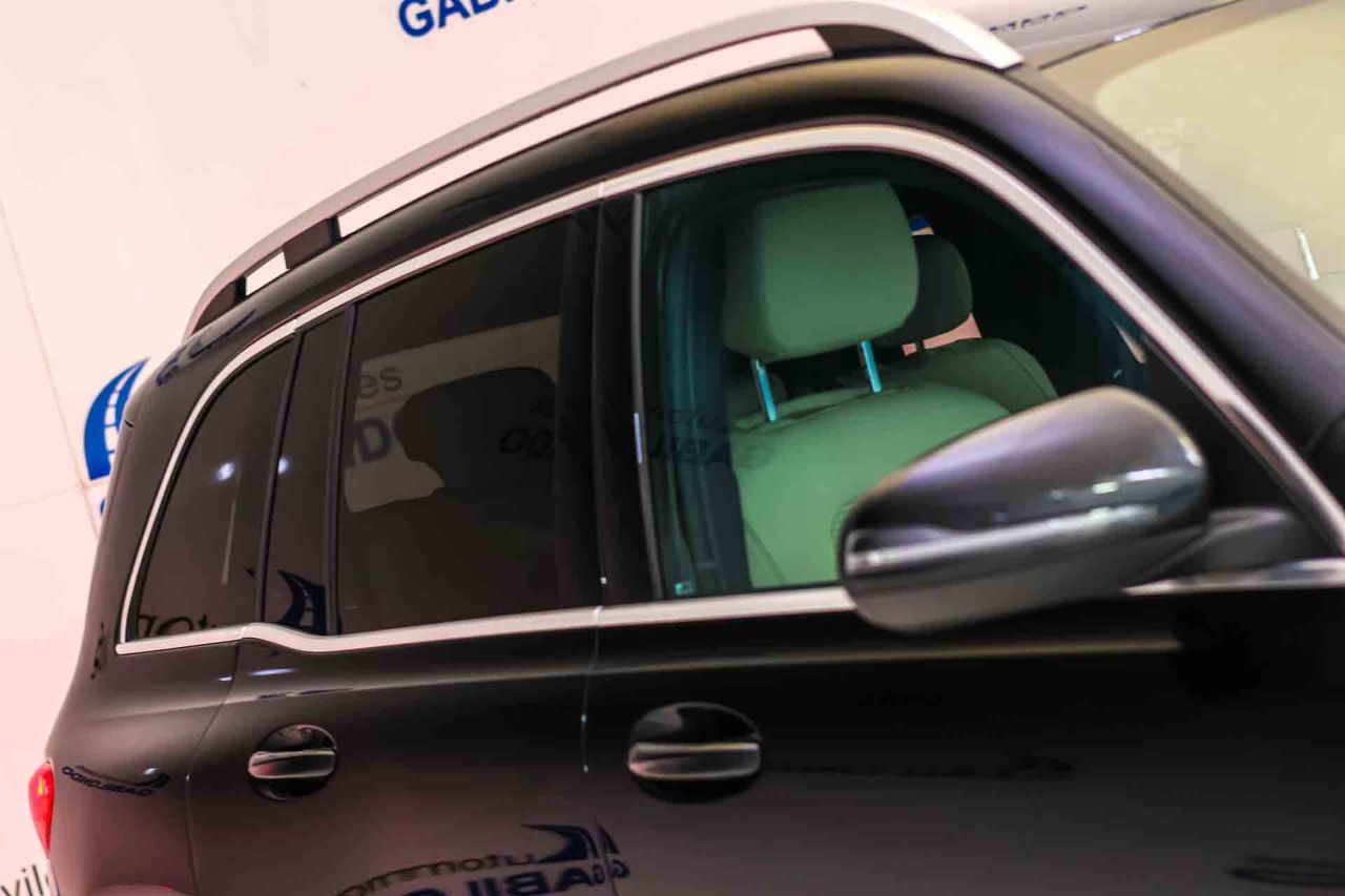 Mercedes GLB 2.0 GLB 200d Business Line **7 plazas** - Foto 20