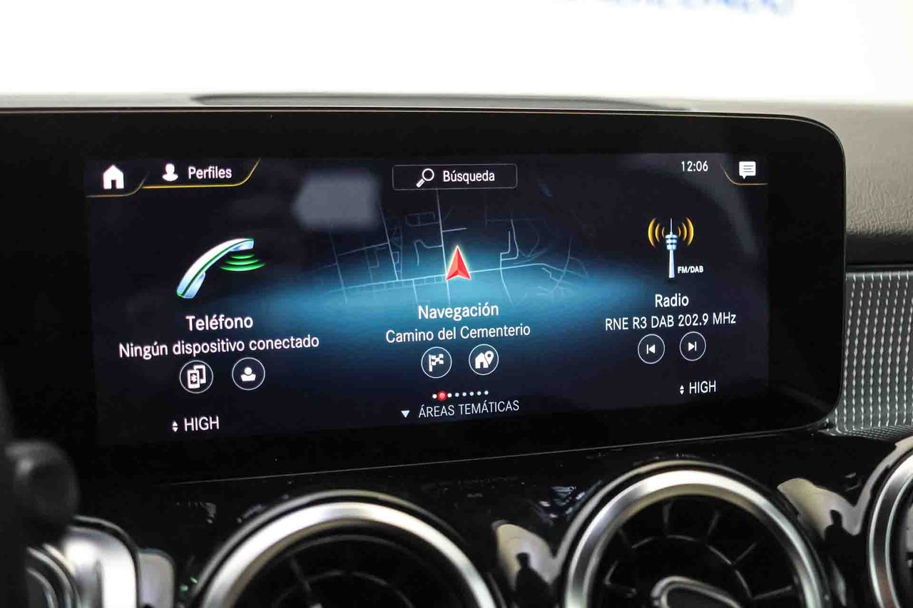 Mercedes GLB 2.0 GLB 200d Business Line **7 plazas** - Foto 56