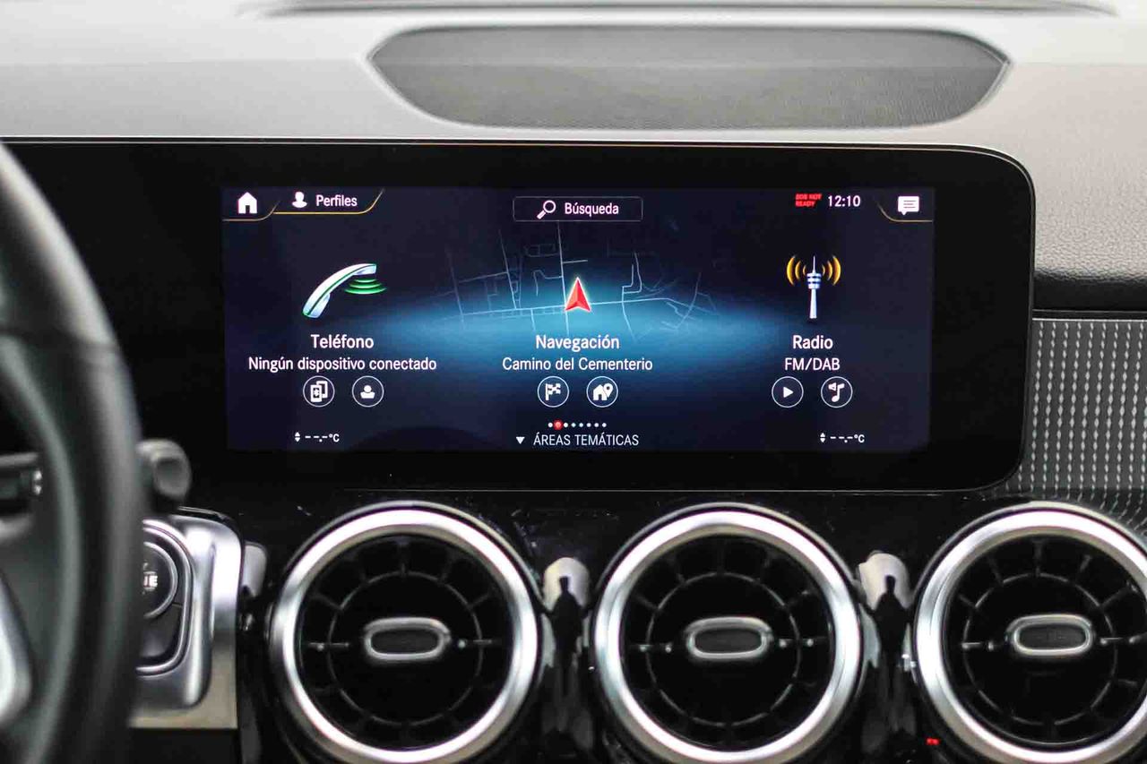 Mercedes GLB 2.0 GLB 200d Business Line **7 plazas** - Foto 44