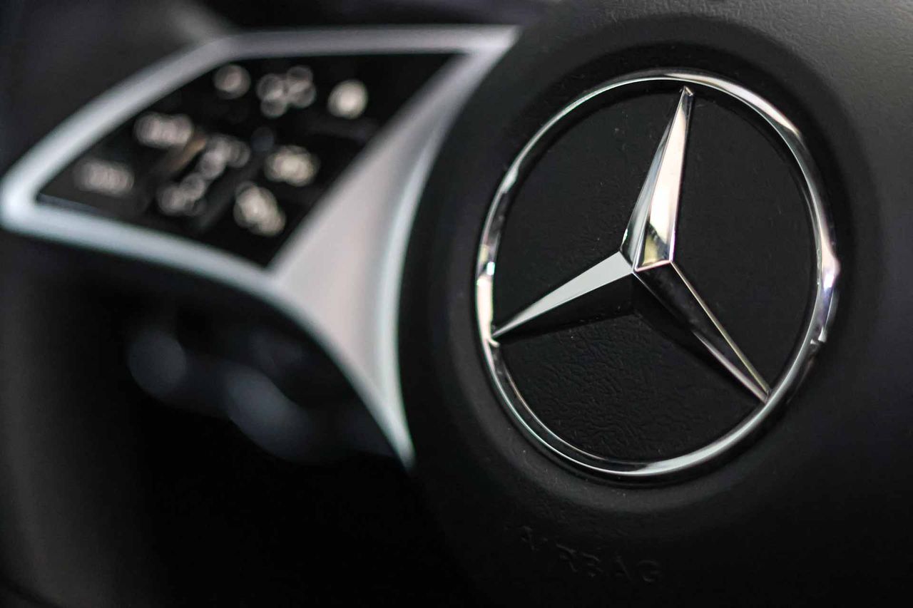 Mercedes Clase A A 250 e Sedán **Techo panorámico** - Foto 38