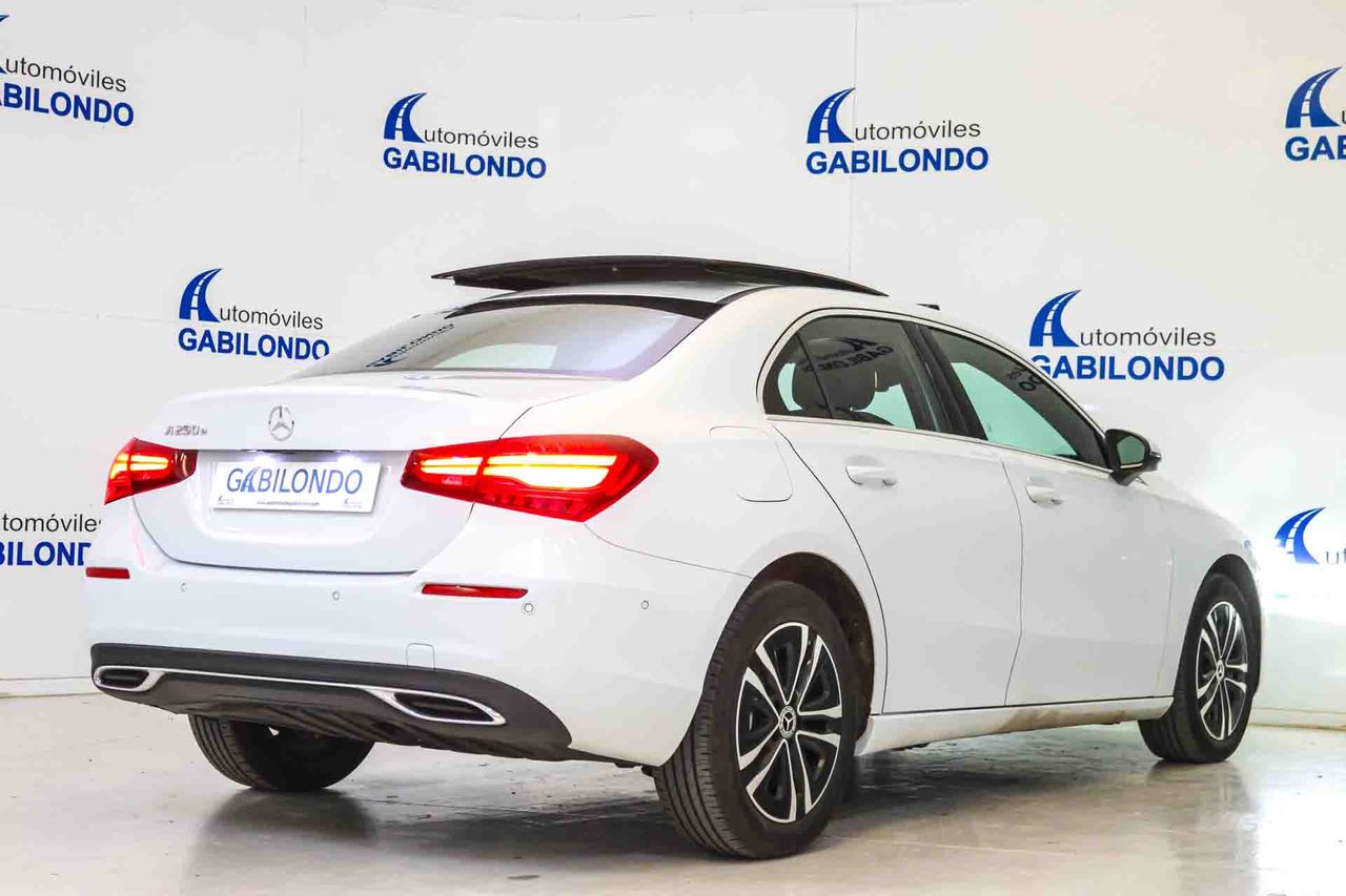Mercedes Clase A A 250 e Sedán **Techo panorámico** - Foto 12