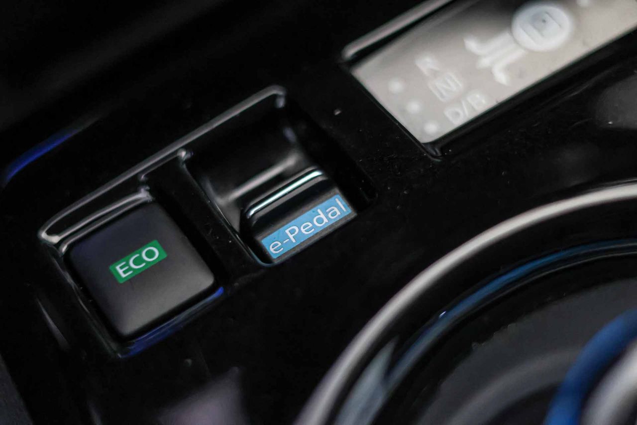 Nissan Leaf 40kWh Acenta - Foto 45
