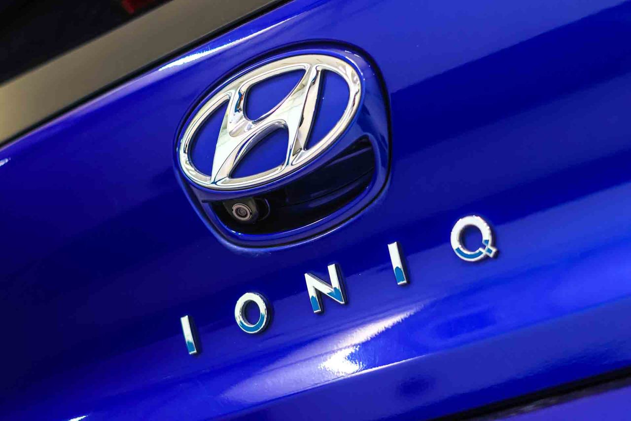 Hyundai IONIQ 1.6 GDI HEV Tecno DCT - Foto 12