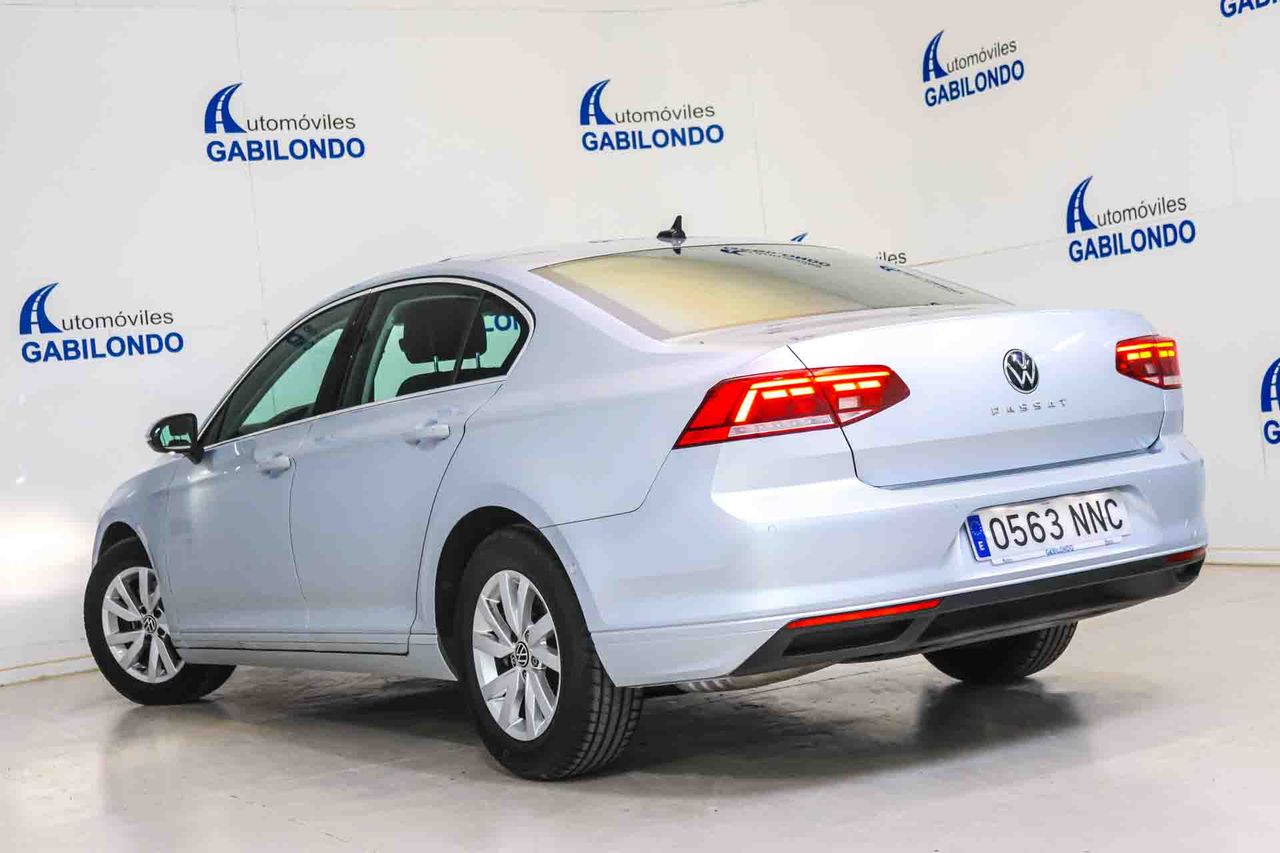 Volkswagen Passat Executive 1.5 TSI 110kW (150CV) DSG **Techo panorámico** - Foto 14