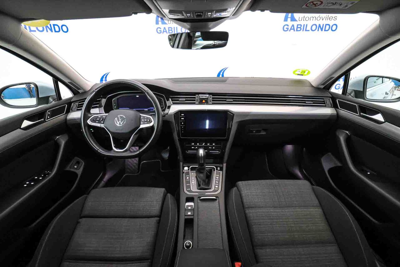 Volkswagen Passat Executive 1.5 TSI 110kW (150CV) DSG **Techo panorámico** - Foto 32