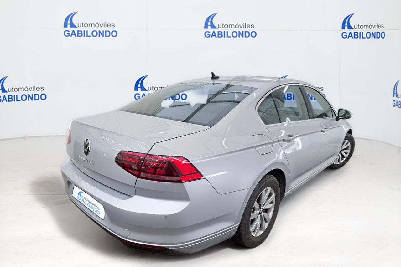 Volkswagen Passat Executive 1.5 TSI 110kW (150CV) DSG **Techo panorámico** - Foto 9