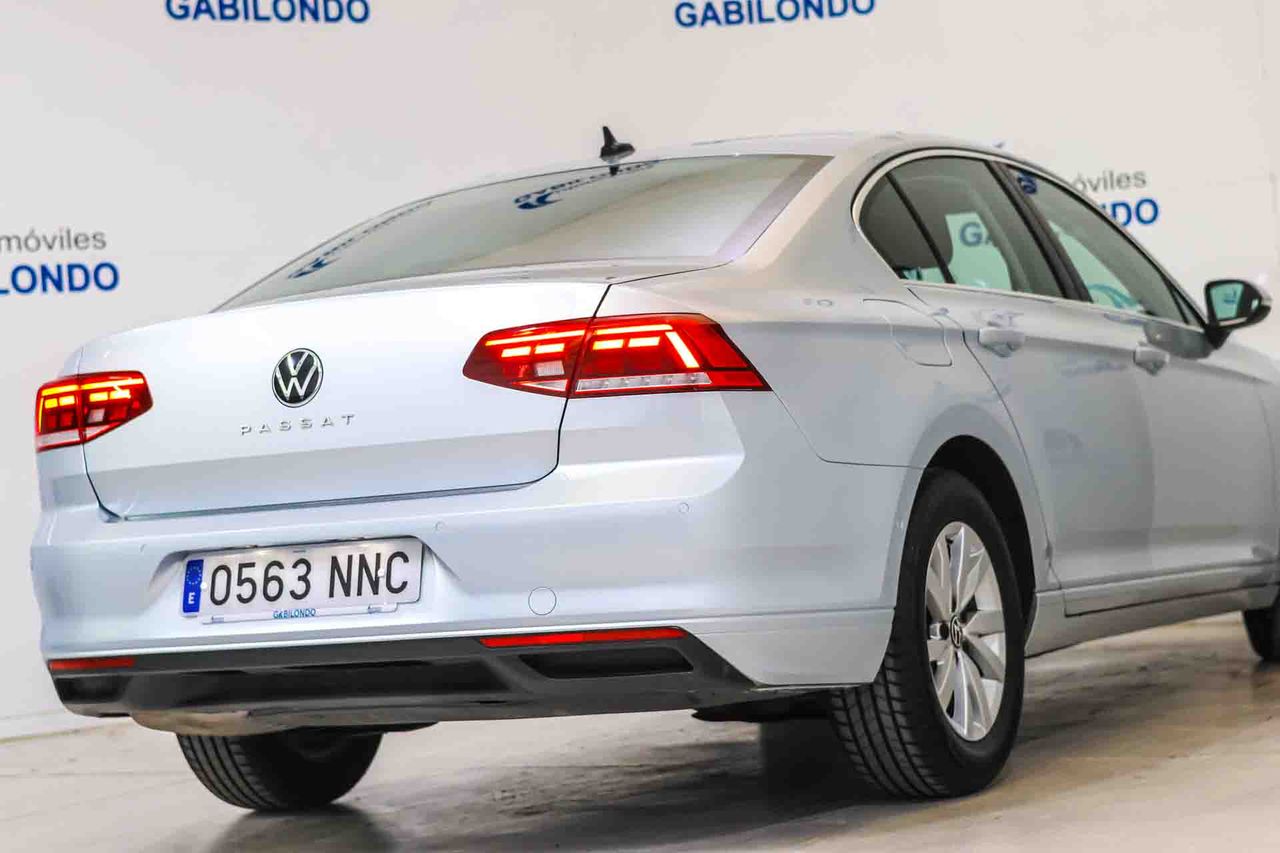 Volkswagen Passat Executive 1.5 TSI 110kW (150CV) DSG **Techo panorámico** - Foto 25