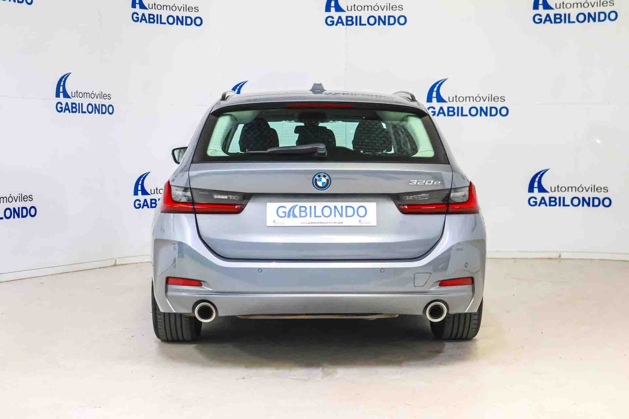 BMW Serie 3 320e xDrive Touring - Foto 5