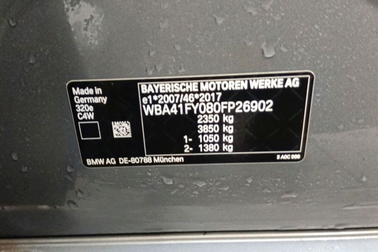 BMW Serie 3 320e xDrive Touring - Foto 5