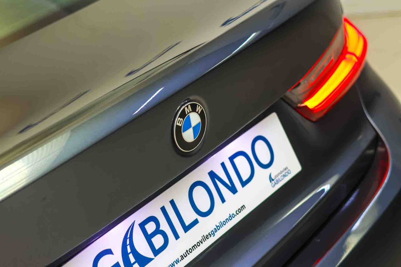 BMW Serie 3 318d Auto. - Foto 14