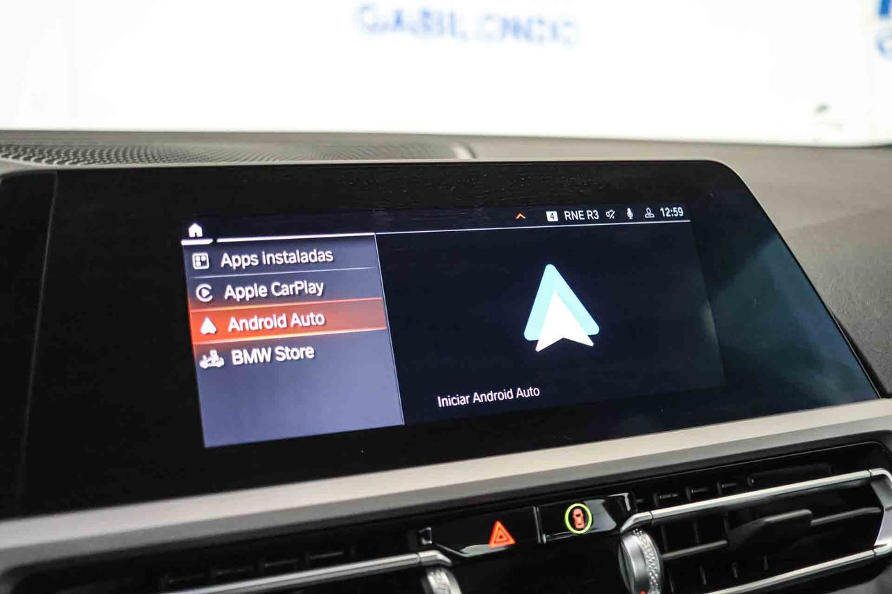 BMW Serie 3 318d Auto. - Foto 55