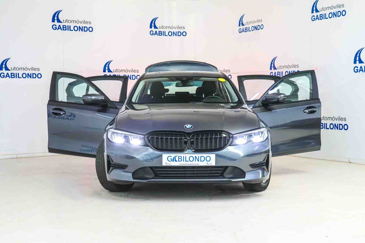 BMW Serie 3 318d Auto. - Foto 22