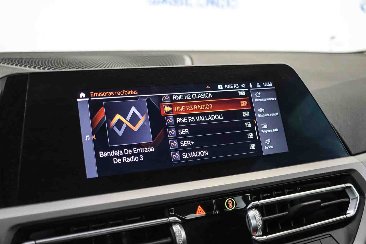 BMW Serie 3 318d Auto. - Foto 53