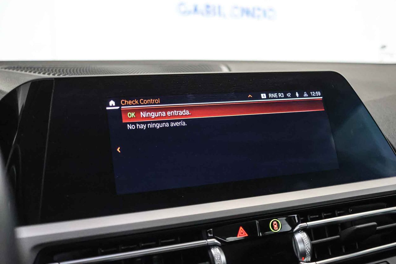 BMW Serie 3 318d Auto. - Foto 56