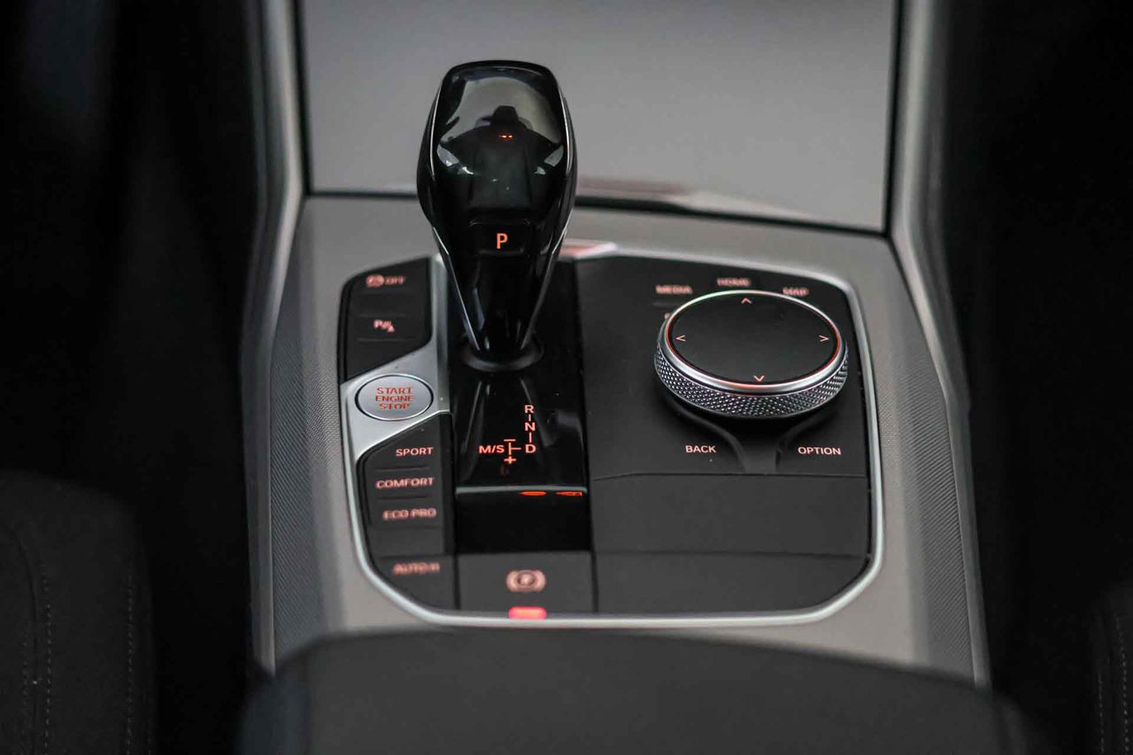 BMW Serie 3 318d Auto. - Foto 41