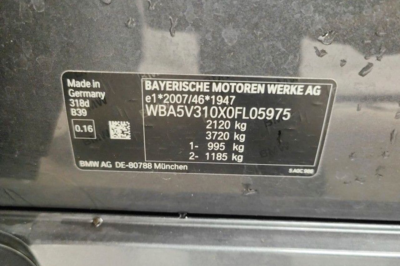 BMW Serie 3 318d Auto - Foto 6