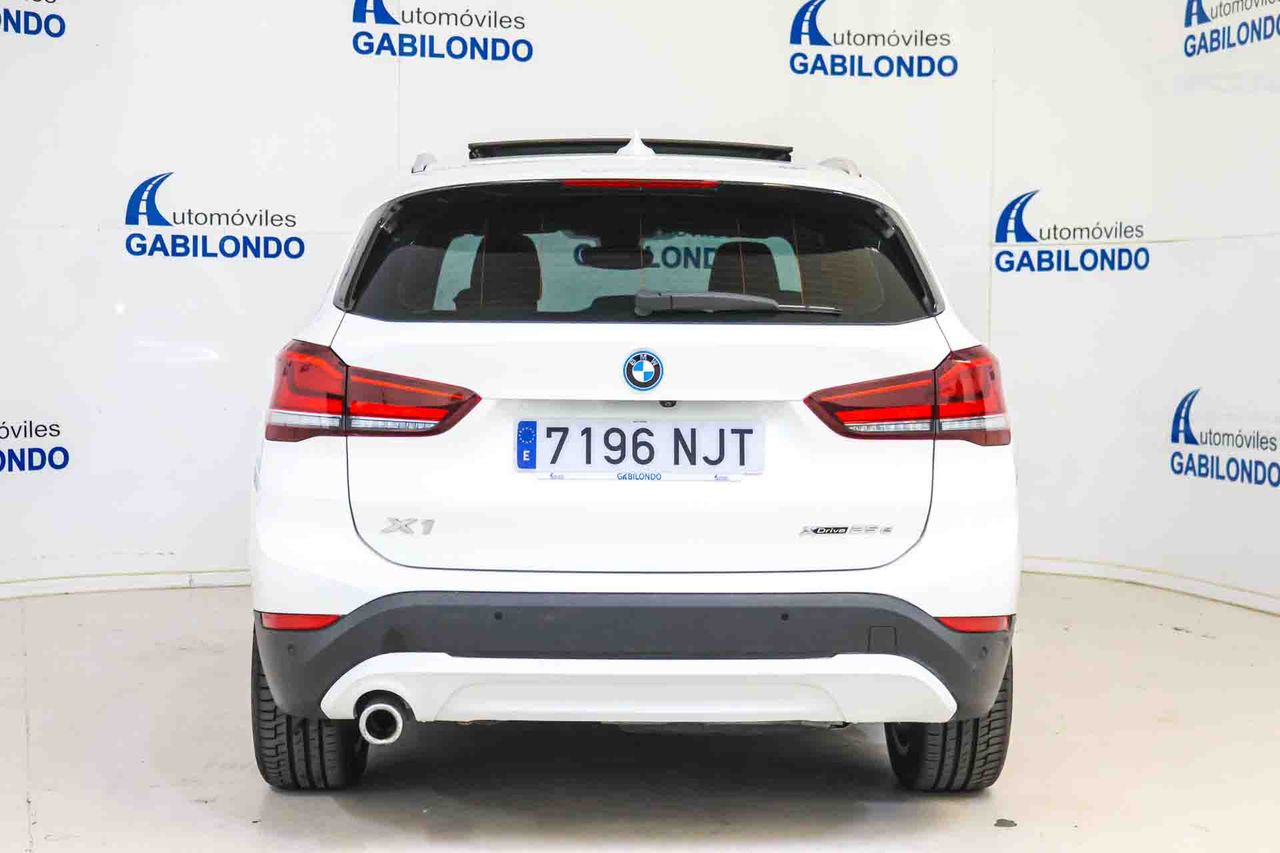 BMW X1 xDrive25e **Techo panorámico** - Foto 5