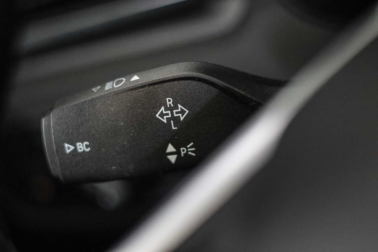 BMW X1 xDrive25e **Techo panorámico** - Foto 43