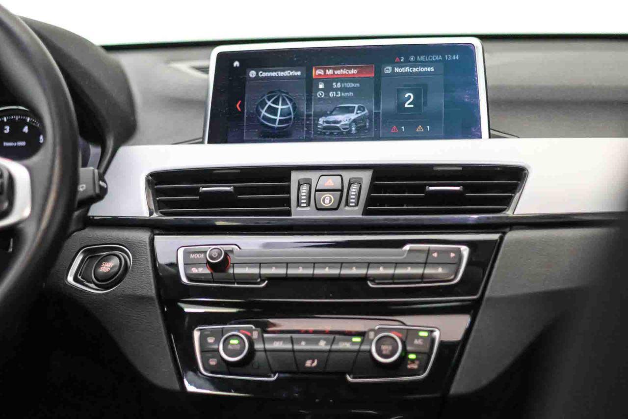 BMW X1 xDrive25e **Techo panorámico** - Foto 51