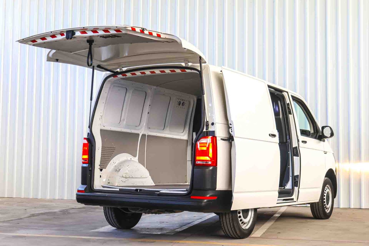 Volkswagen Transporter L1H1 2.0 TDI Business Line - Foto 17