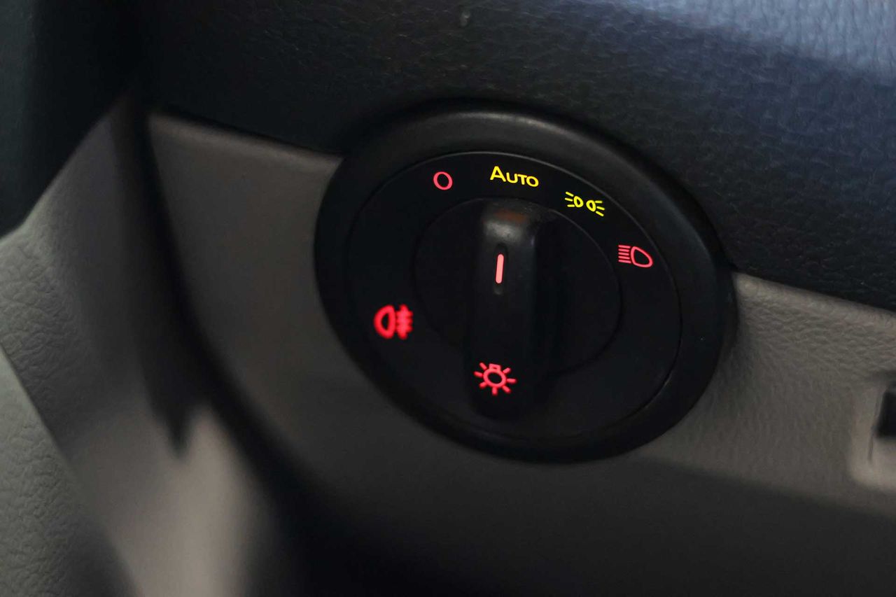 Volkswagen Transporter L1H1 2.0 TDI Business Line - Foto 31