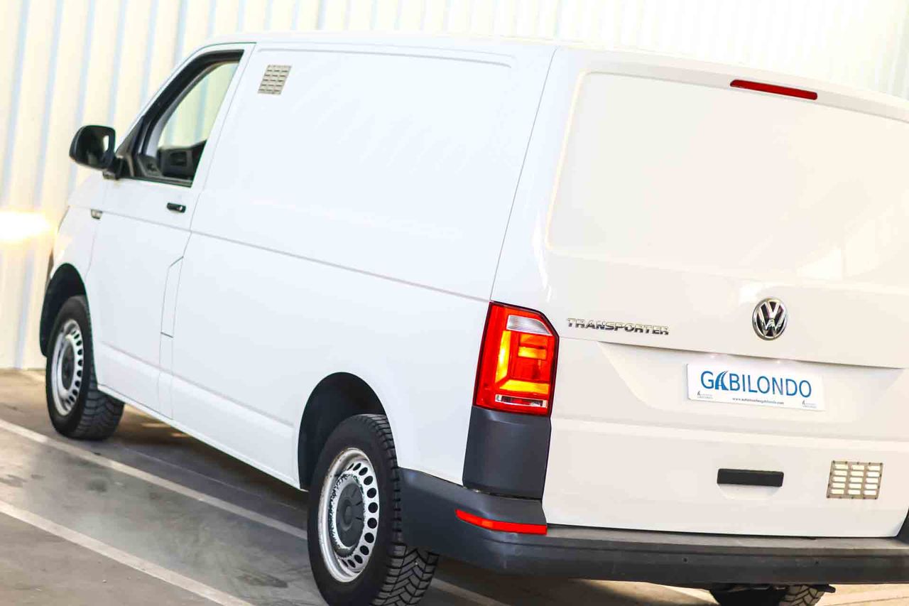 Volkswagen Transporter L1H1 2.0 TDI Business Line - Foto 22