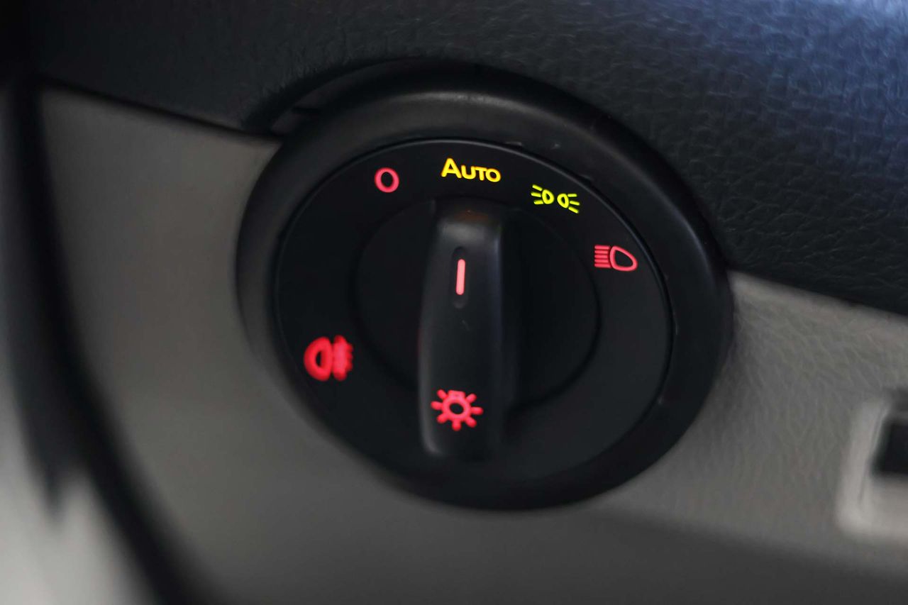 Volkswagen Transporter L1H1 2.0 TDI Business Line - Foto 30