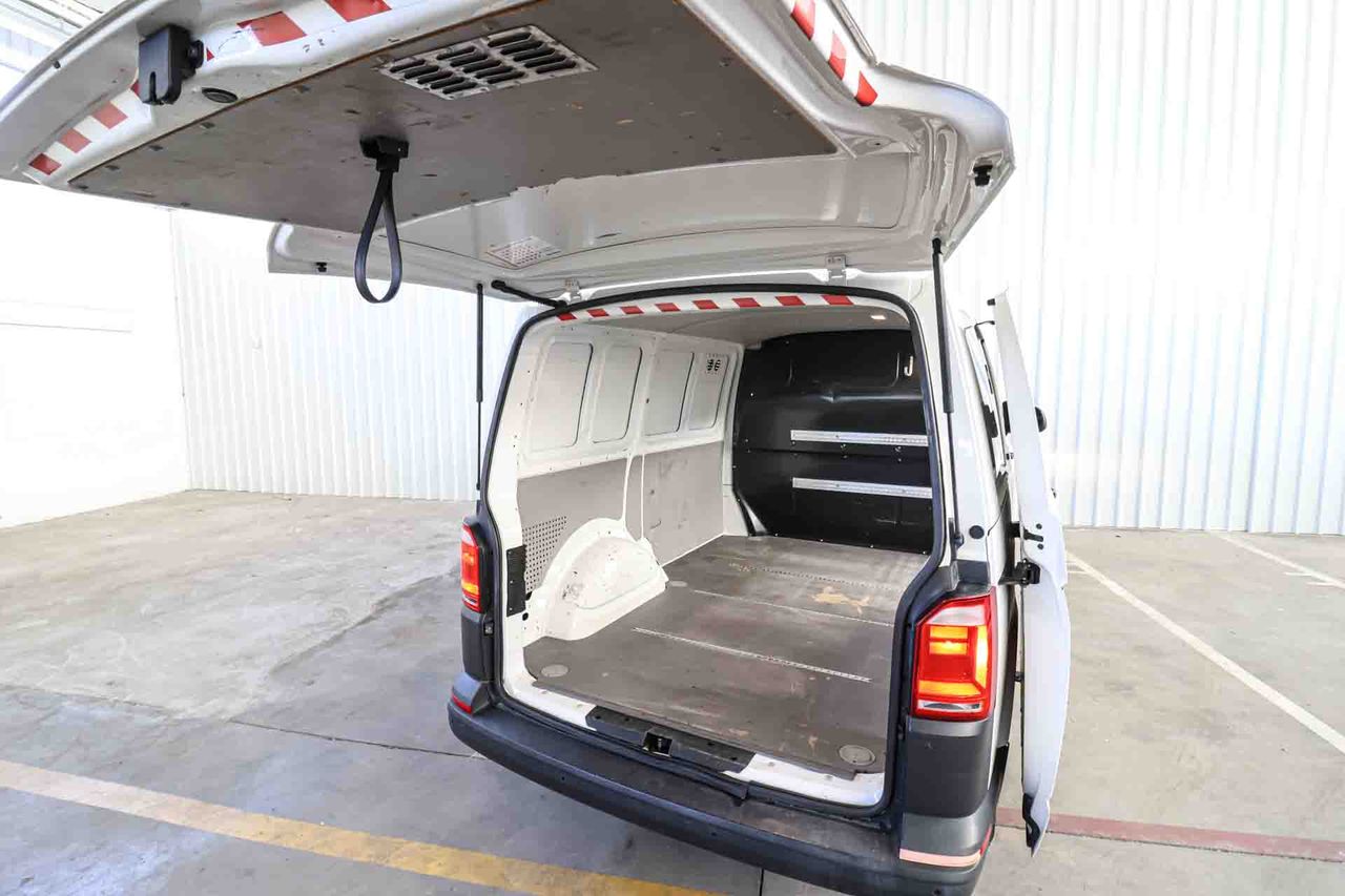 Volkswagen Transporter L1H1 2.0 TDI Business Line - Foto 23