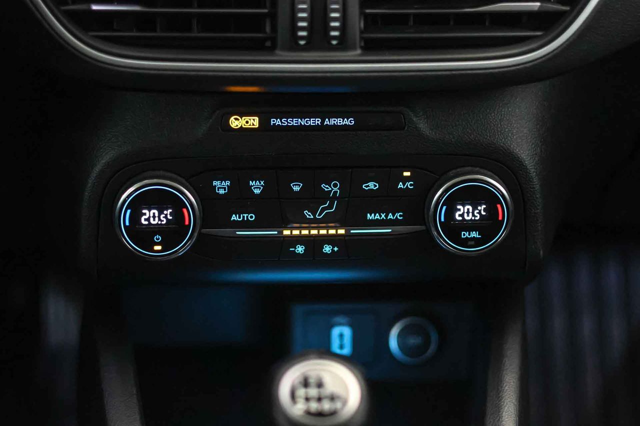 Ford Focus 1.0 Ecoboost 92kW Trend - Foto 40