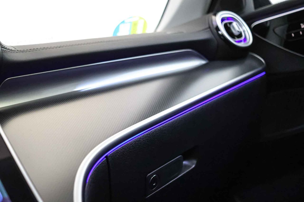 Mercedes Clase C C 220d AMG Line **Techo solar** - Foto 52